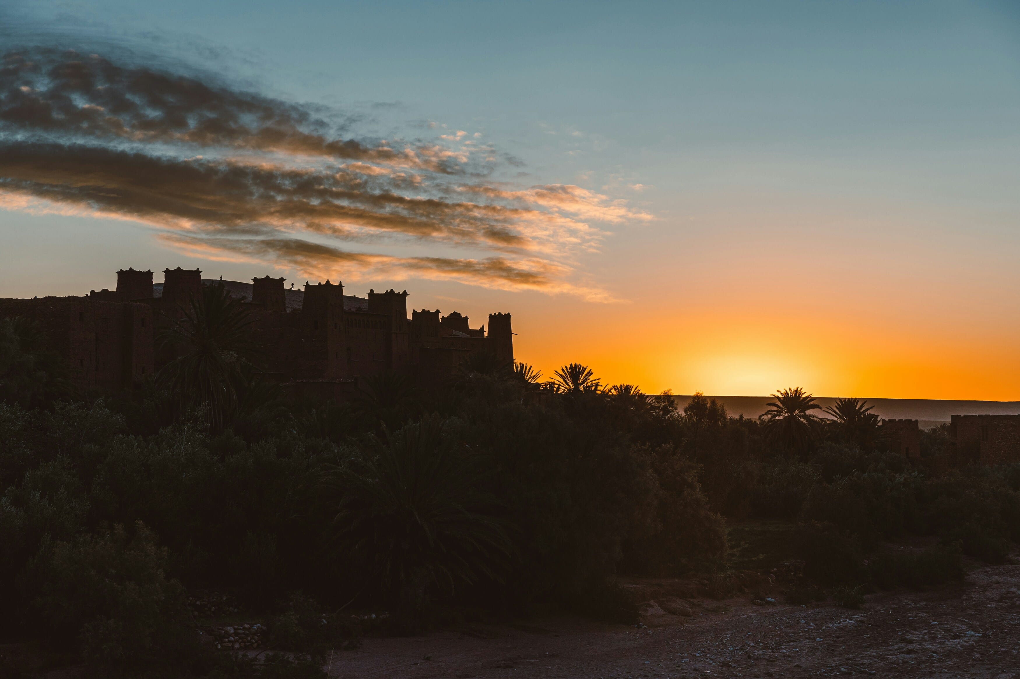 Amanecer en el desierto del Sáhara que experimentarás en tu viaje a Marruecos