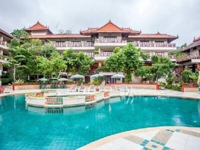 Centara Ao Nang Beach Resort & Spa Krabi, hotel superior en Krabi, Tailandia